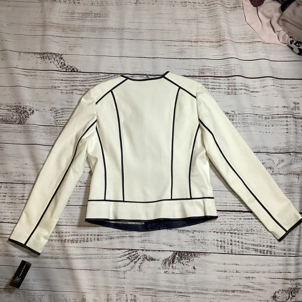 1901. INC International Concepts White w/Blue piping Jacket NWT Size Large